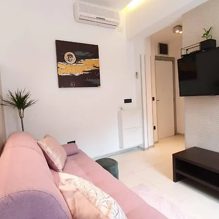 Royal Centar - Happy Apartment